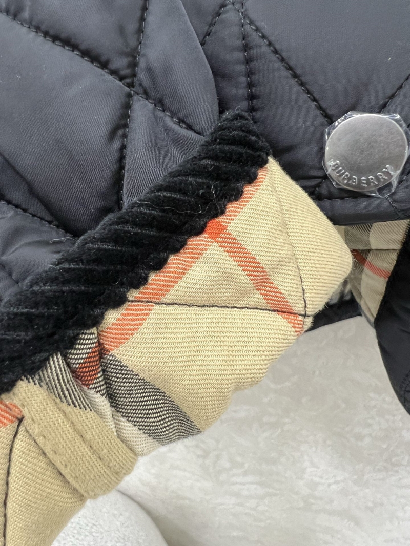 Bv*b*rry outwear